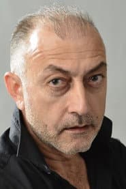 Rövşən İsax