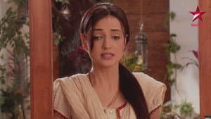 Khushi Breaks Her Piggy Bank to Buy Holi Colours