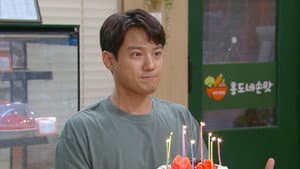 Mirae, don't you know that he's an ex-con?
