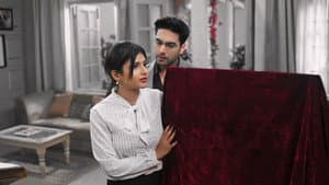 Ruhi gets haunted by the past