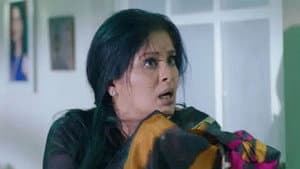 Yamini Loses Her Mind