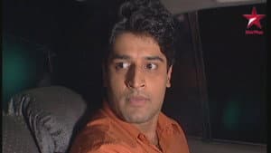 Hemant is Stabbed