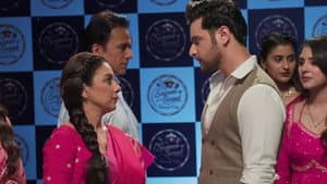 Anupama, Prem Lock Horns