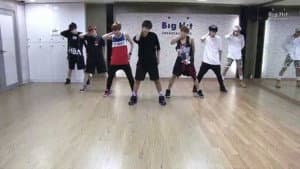 [CHOREOGRAPHY] BTS (방탄소년단) 'Danger' dance practice