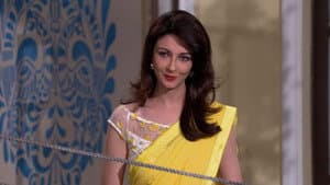 Anita Helps Manmohan Calm His Temper