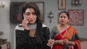 Amruta tries to meet Virat