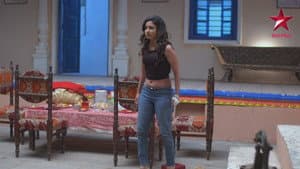Kangana Meets With an Accident