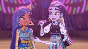 Cleo & Frankie Sing "Look Over There"