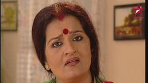 Savita Persuades Tulsi