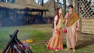Dronacharya teaches Arjun the art of archery