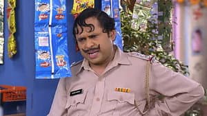 Happu gets frightened on seeing ghosts - Happu Ki Ultan Paltan