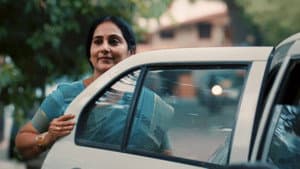 Ponmalar Meets Priyan's Family