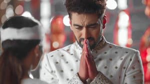 Armaan begs for forgiveness