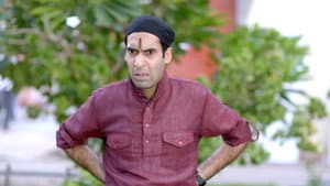 Vinod to Steal The Sari?