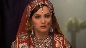 Ruqaiya envies Johda’s popularity