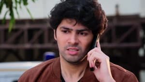Kabir Threatens Shalini