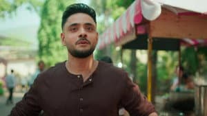 Vikrant Spots Mannat