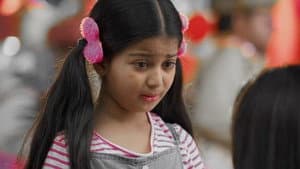 Maira's mishap at Abhira's stall