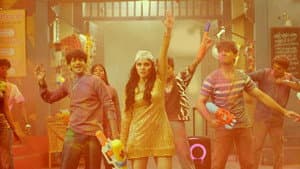 Shanaya Reaches Bapodara Chawl