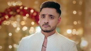 Vikrant Stands By Mannat