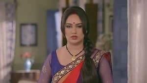 Gulab Singh gets attracted to Rajesh - Happu Ki Ultan Paltan
