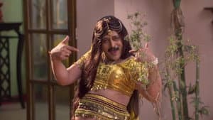 Reading Laila Majnu's Love Story Makes Vibhuti Hallucinate Tiwari As Laila