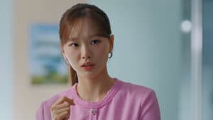 Adele Turns Against Dan-hui