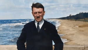 Populist