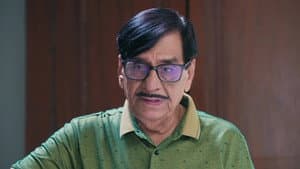 Hasmukh Supports Anupama