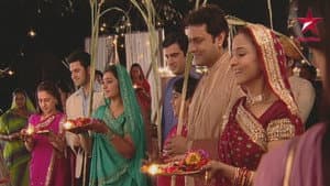Akshara agrees to meet the groom