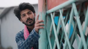 Murli arrives with his family to meet Ganga