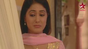 Akshara misbehaves with Dhanya