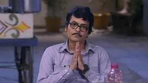 Rajesh learns about Amma’s sister Chatori - Happu Ki Ultan Paltan