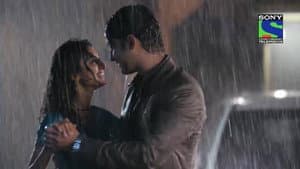 Dev Impresses Sonakshi