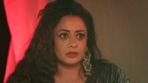 Aish is Trapped By Mannat