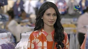 Arjun Introduces Jhanvi To Saanjh