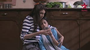 Sneha Collapses!