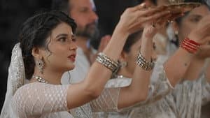 Abhira to fulfill Akshara's dream