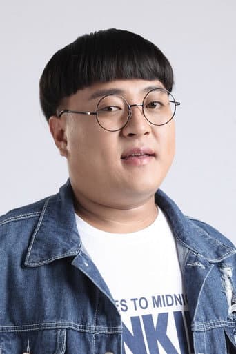 刘明