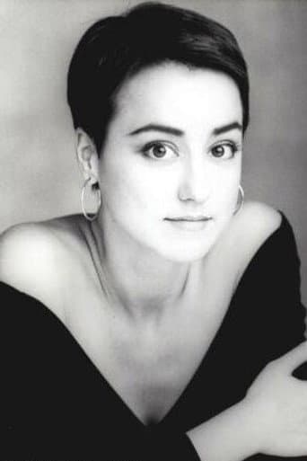 Yvonne Suhor