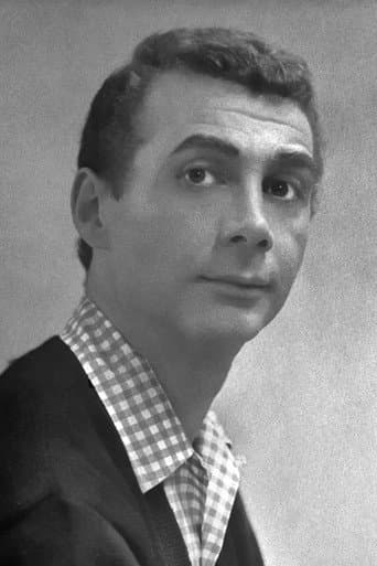 Roy Stuart
