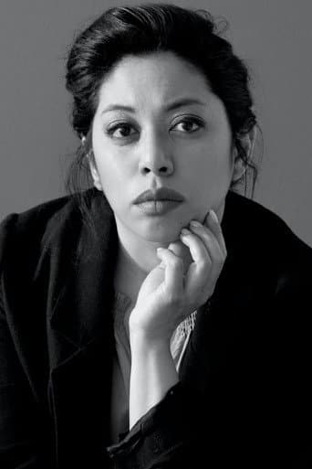 Carrie Dimaculangan