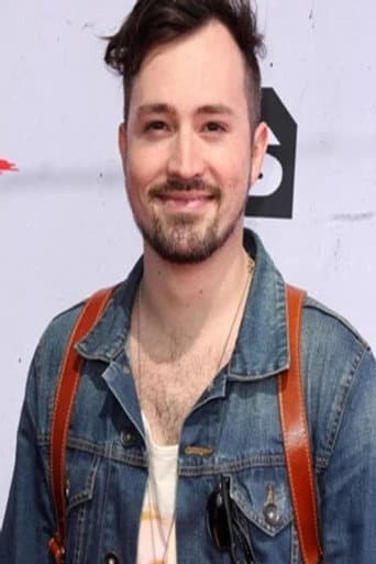Dustin Belt