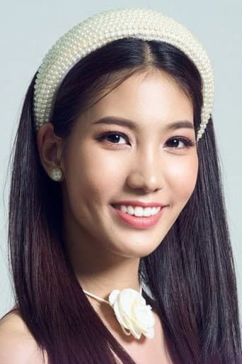 ณิชาภัทร สุขเกษม