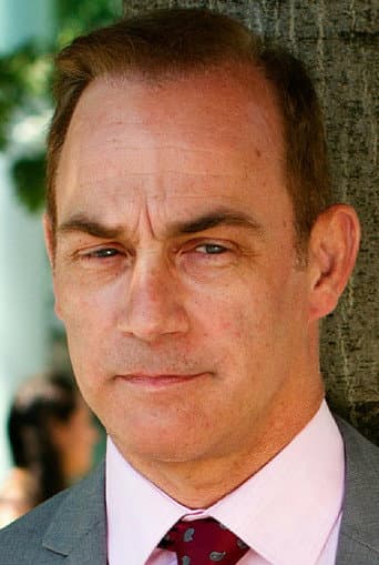 Dennis Hewitt