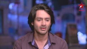 Mantu Tries to Save Amaya