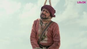 Hatim Decides To Save The Akaara