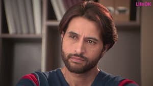 Vikram Fumes At Shobha