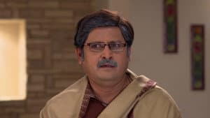 Bhoorey Lal and Ammaji Question Manmohan