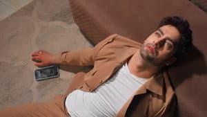 A broken Armaan confronts Kaveri